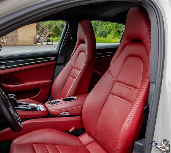 2022 Porsche Panamera 4 Platinum Edition - Photo 33 - Wyomissing, PA 19610
