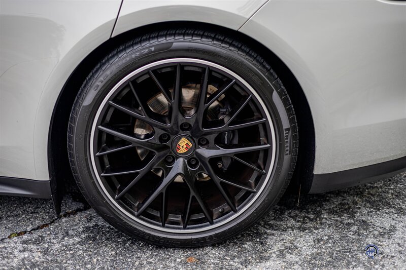 2022 Porsche Panamera 4 Platinum Edition - Photo 9 - Wyomissing, PA 19610