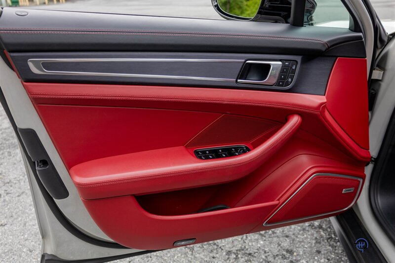 2022 Porsche Panamera 4 Platinum Edition - Photo 38 - Wyomissing, PA 19610