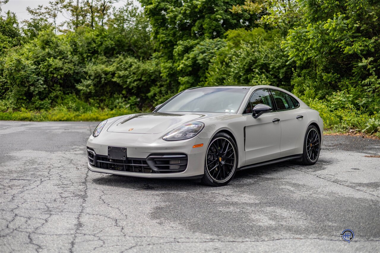 2022 Porsche Panamera 4 Platinum Edition's photo