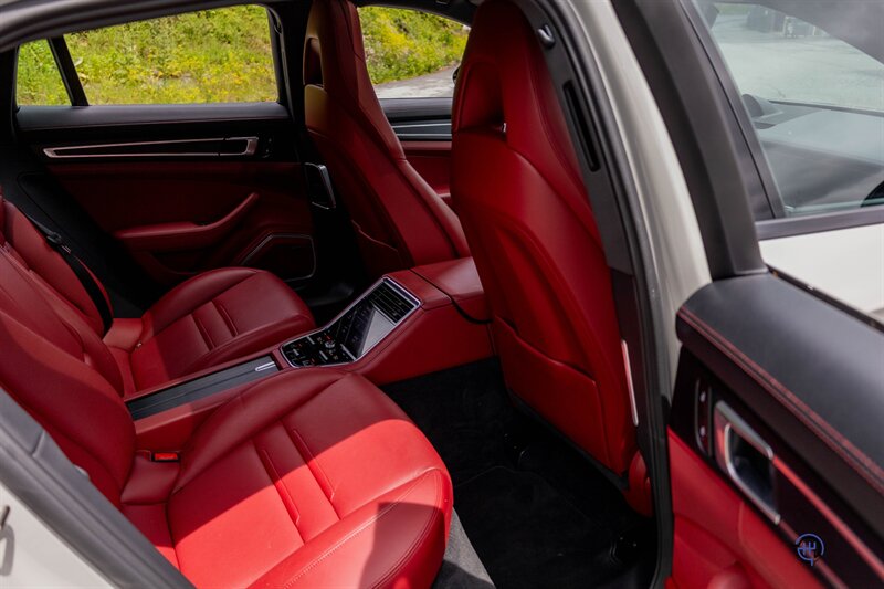 2022 Porsche Panamera 4 Platinum Edition - Photo 59 - Wyomissing, PA 19610