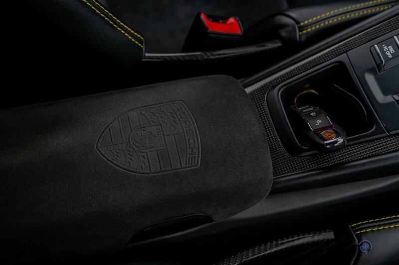 2016 Porsche Cayman GT4 - Photo 65 - Wyomissing, PA 19610