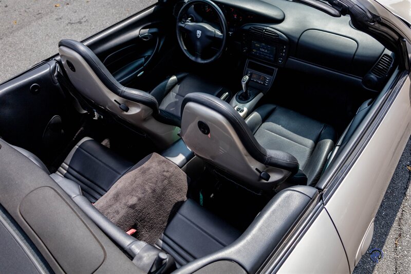2000 Porsche 911 Carrera Cabriolet - Photo 54 - Wyomissing, PA 19610