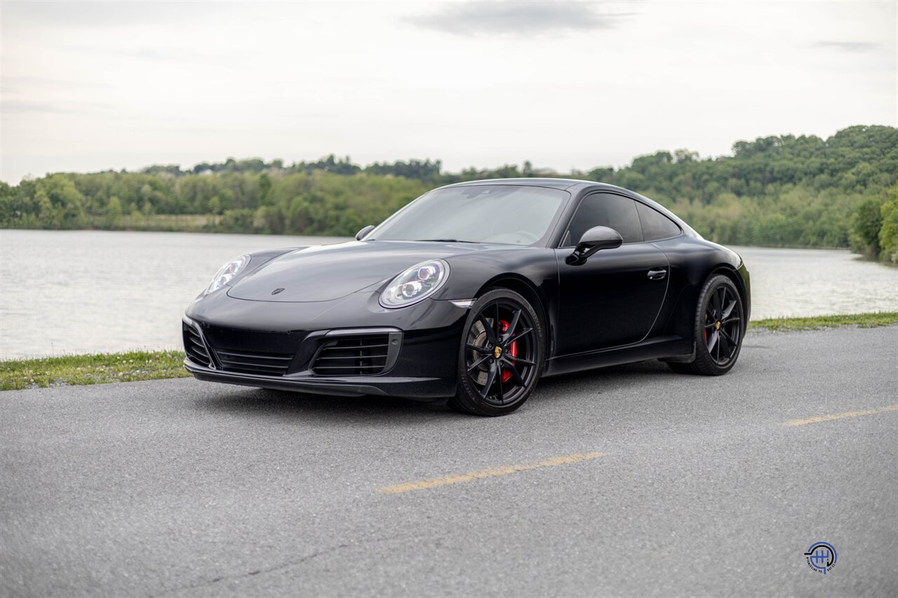 2018 Porsche 911 Carrera S Coupe's photo