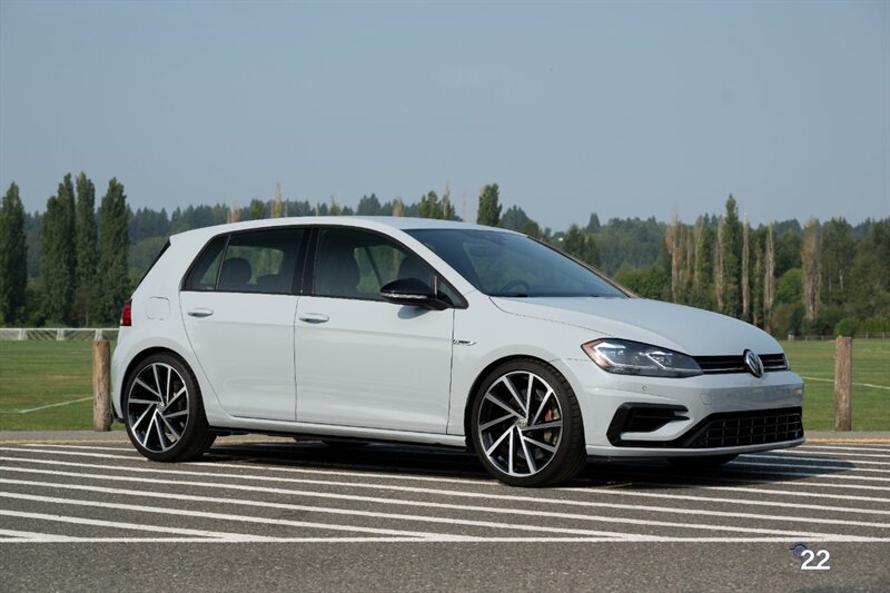 2019 Volkswagen Golf R Spektrum  