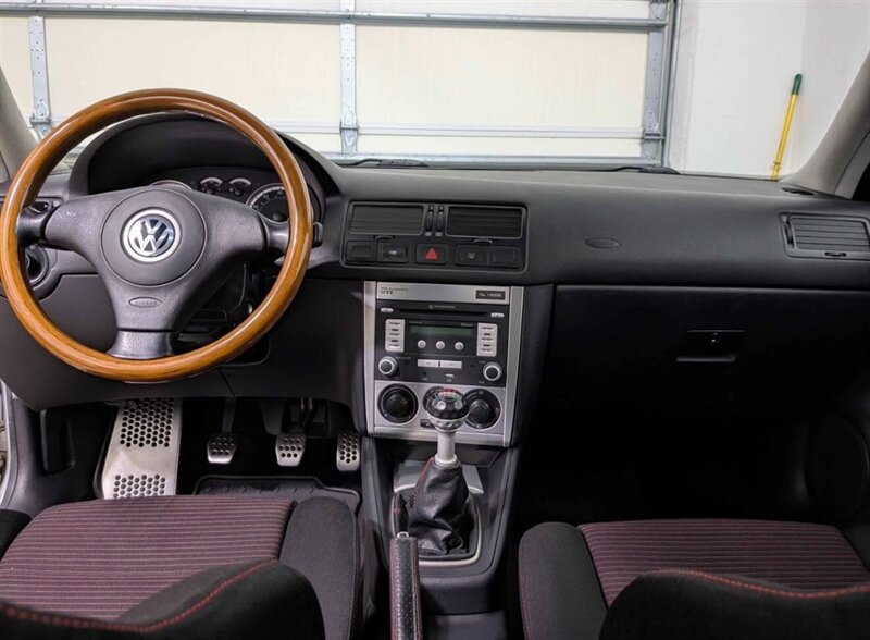 2002 Volkswagen Golf GTi 337   - Photo 2 - Wyomissing, PA 19610