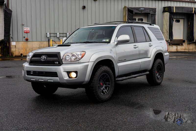 2006 Toyota 4Runner Sport V8   - Photo 1 - Wyomissing, PA 19610