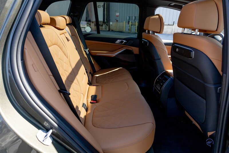 2025 BMW X5 xDrive50e   - Photo 50 - Wyomissing, PA 19610