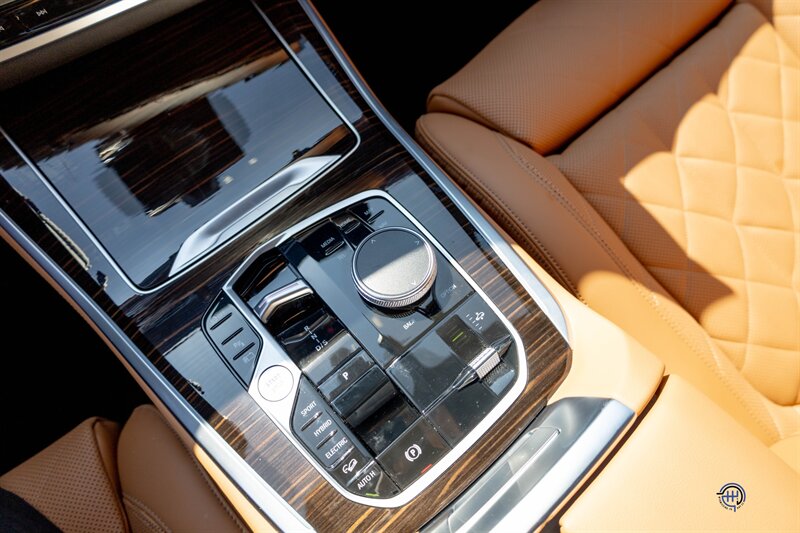 2025 BMW X5 xDrive50e   - Photo 37 - Wyomissing, PA 19610