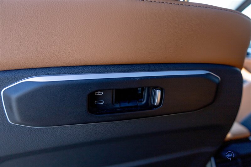 2025 BMW X5 xDrive50e   - Photo 44 - Wyomissing, PA 19610