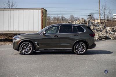 2025 BMW X5 xDrive50e - Photo 4 - Wyomissing, PA 19610