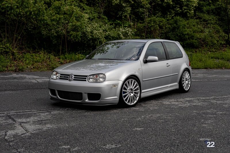 2004 Volkswagen R32   - Photo 1 - Wyomissing, PA 19610