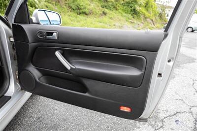 2004 Volkswagen R32   - Photo 56 - Wyomissing, PA 19610