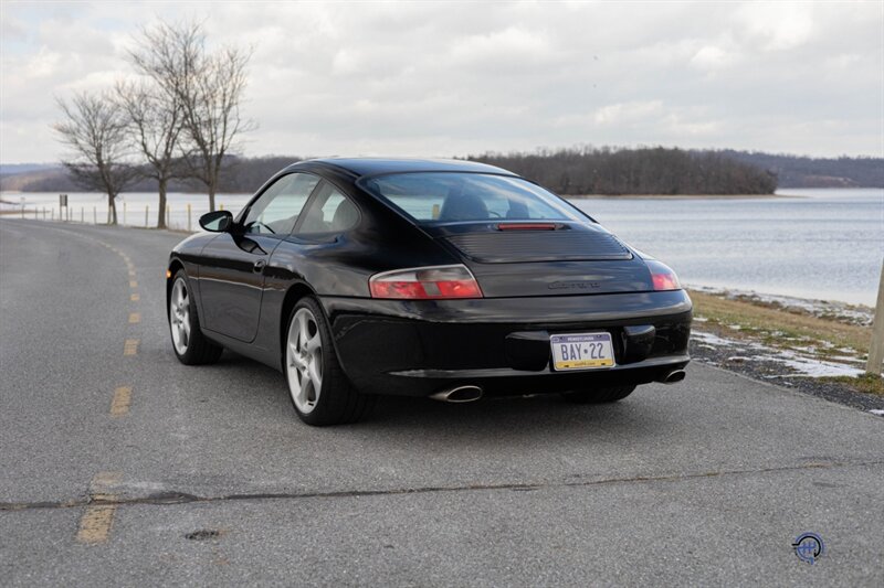 2003 Porsche 911 Carrera  