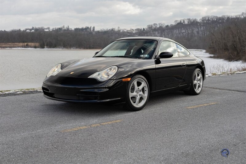 2003 Porsche 911 Carrera's photo