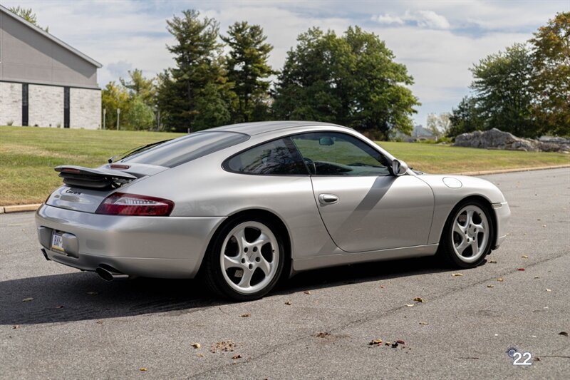 2001 Porsche 911 Carrera  
