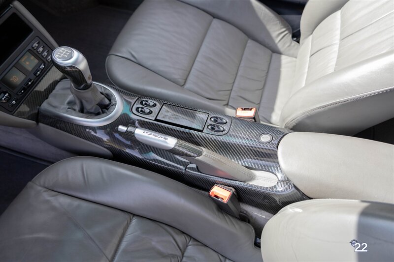 2001 Porsche 911 Carrera   - Photo 43 - Wyomissing, PA 19610