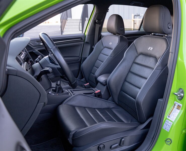 2019 Volkswagen Golf R Spektrum  