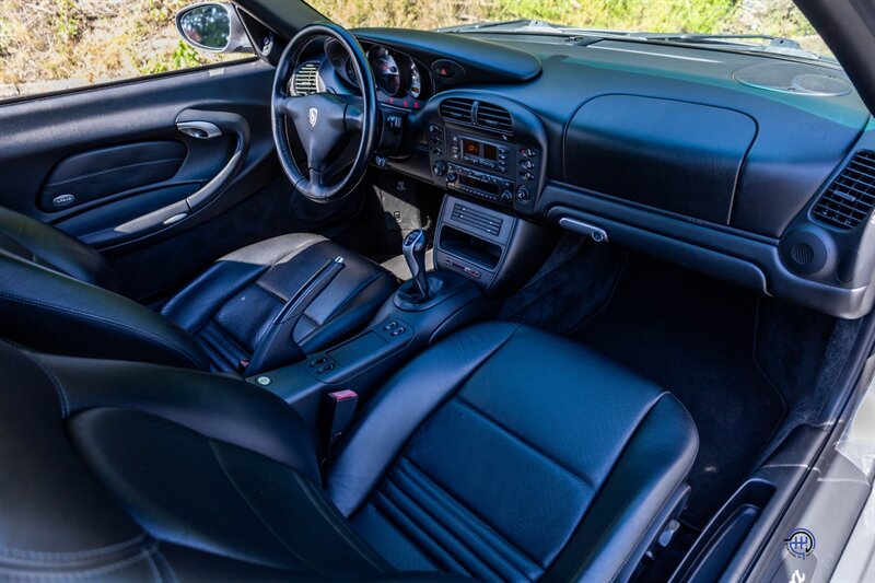 2002 Porsche 911 Carrera   - Photo 58 - Wyomissing, PA 19610