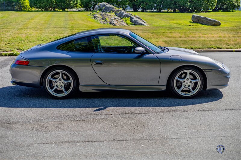 2002 Porsche 911 Carrera   - Photo 25 - Wyomissing, PA 19610