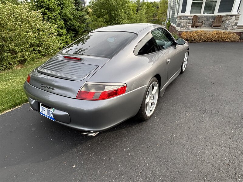 2002 Porsche 911 Carrera   - Photo 2 - Wyomissing, PA 19610