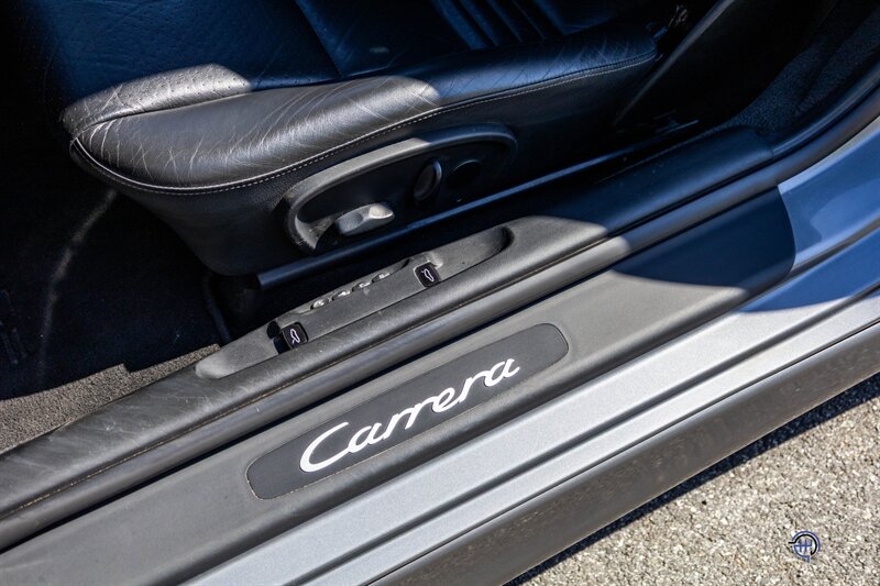 2002 Porsche 911 Carrera   - Photo 37 - Wyomissing, PA 19610