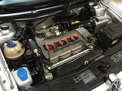 2004 Volkswagen R32 Turbo   - Photo 2 - Wyomissing, PA 19610