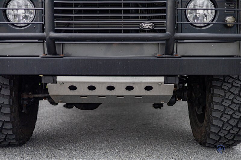 1997 Land Rover Defender 90 - Photo 45 - Wyomissing, PA 19610