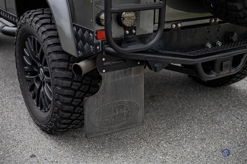 1997 Land Rover Defender 90 - Photo 17 - Wyomissing, PA 19610