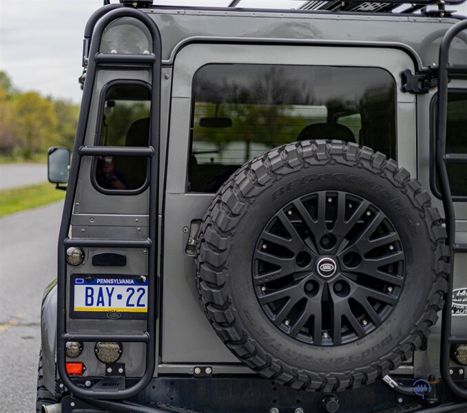 1997 Land Rover Defender 90 - Photo 19 - Wyomissing, PA 19610