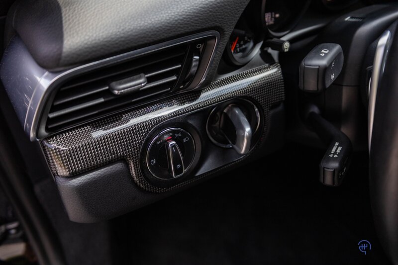 2016 Porsche 911 Carrera Black Edition - Photo 44 - Wyomissing, PA 19610