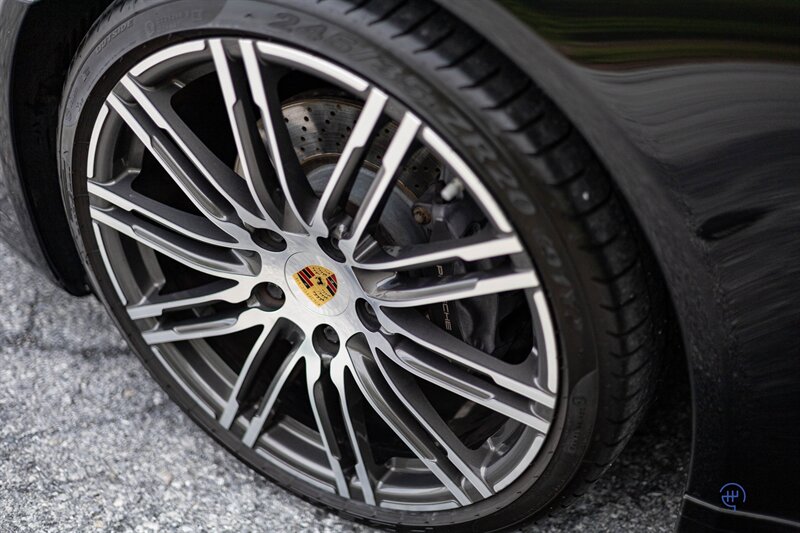 2016 Porsche 911 Carrera Black Edition - Photo 10 - Wyomissing, PA 19610
