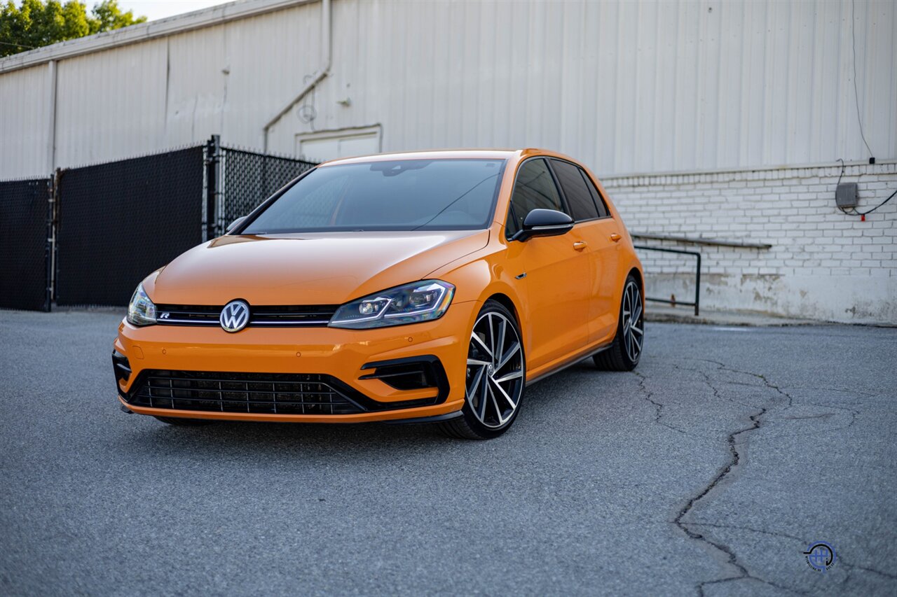 2018 Volkswagen Golf R 2.0 TSI 6MT's photo