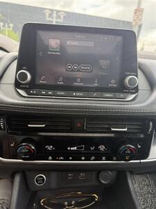 2021 Nissan Rogue SV - Photo 9 - Owensboro, KY 42303