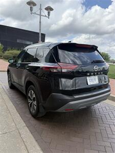 2021 Nissan Rogue SV - Photo 6 - Owensboro, KY 42303