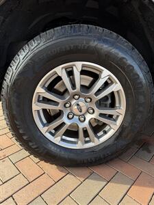 2019 Ford F-150 Lariat   - Photo 19 - Owensboro, KY 42303