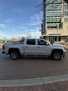 2017 GMC Sierra 1500 SLT   - Photo 2 - Owensboro, KY 42303