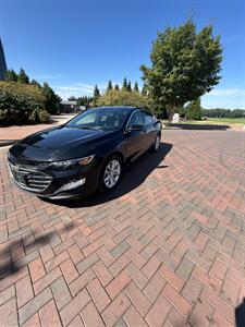 2020 Chevrolet Malibu LT   - Photo 3 - Owensboro, KY 42303