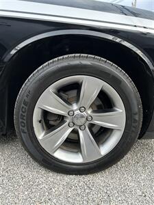 2018 Dodge Challenger SXT   - Photo 15 - Owensboro, KY 42303