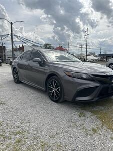 2022 Toyota Camry SE   - Photo 1 - Owensboro, KY 42303