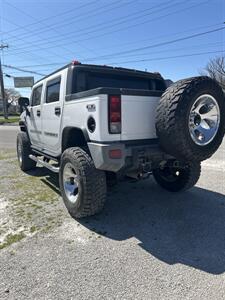 2005 Hummer H2 SUT   - Photo 2 - Owensboro, KY 42303