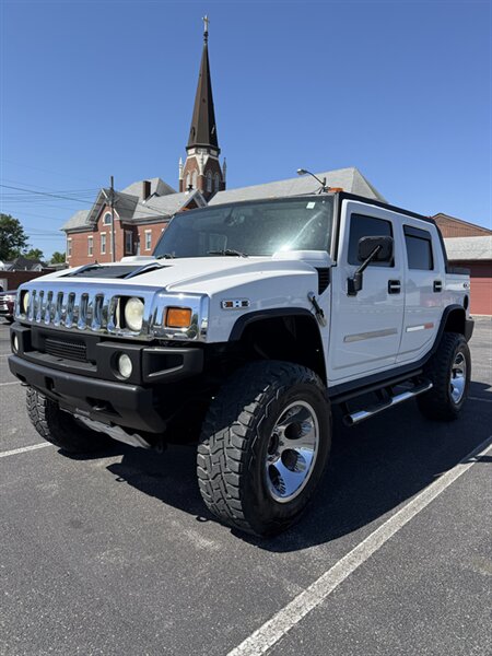 2005 Hummer H2 SUT's photo