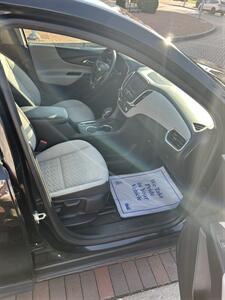 2022 Chevrolet Equinox LT   - Photo 12 - Owensboro, KY 42303