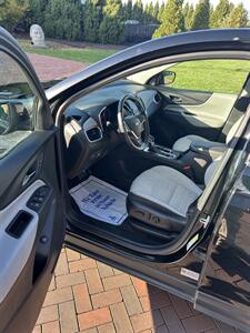 2022 Chevrolet Equinox LT   - Photo 9 - Owensboro, KY 42303