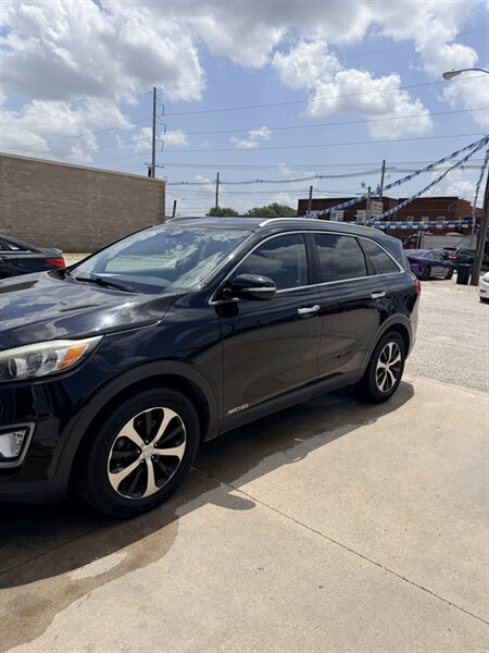 2017 Kia Sorento EX V6 AT 4WD's photo