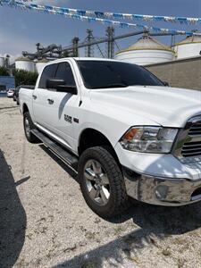 2018 RAM 1500 SLT   - Photo 2 - Owensboro, KY 42303