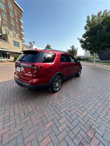 2016 Ford Explorer Sport   - Photo 5 - Owensboro, KY 42303