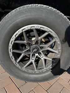 2017 GMC Sierra 1500 SLT   - Photo 7 - Owensboro, KY 42303