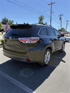 2015 Toyota Highlander Limited   - Photo 4 - Owensboro, KY 42303