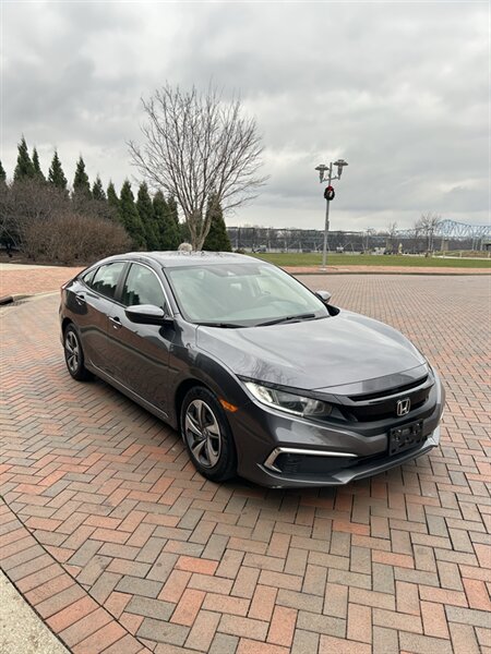 2019 Honda Civic LX's photo